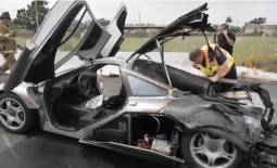 $2.5 Million McLaren F1 on fire