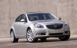 2011 Buick Regal - Photos and Details