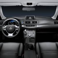 2010 Lexus CT 200h officially revealed