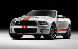 2011 Ford Shelby GT500 gets aluminium engine