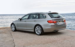 2011 BMW 5 Series Touring - Photos and Details