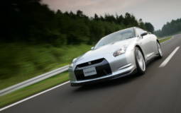 2011 Nissan GT-R Price