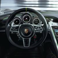 Porsche 918 Spyder - Photos and Details