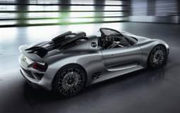 Porsche 918 Spyder - Photos and Details