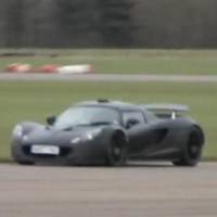 Video: Hennessey Venom GT on track