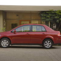 2011 Nissan Versa price