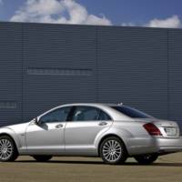 2010 Mercedes S250 CDI, S350 and S500 BlueEFFICIENCY