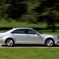 2010 Mercedes S250 CDI, S350 and S500 BlueEFFICIENCY