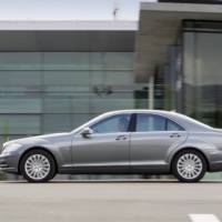 2011 Mercedes S 350 BlueEFFICIENCY and S 350 BlueTEC