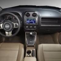 2011 Jeep Compass photos and details