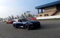 Video: 2012 Nissan GTR vs 2011 Nissan GTR