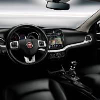 2011 Fiat Freemont interior