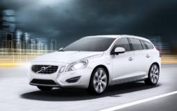 Volvo V60 Hybrid Photos and Details