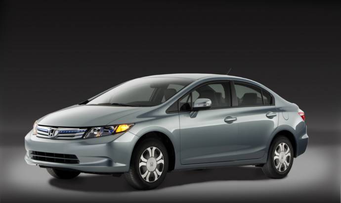 2012 Honda Civic Hybrid and HF