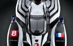 Peugeot 908 HYbrid4 LMP1 Racecar