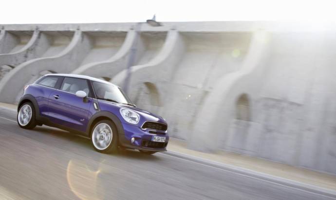 VIDEO: 2013 Mini Paceman gets caught on tape