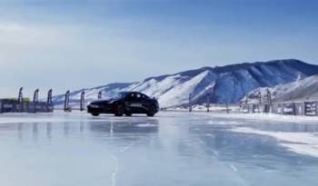 Video: Nissan GT-R hits 294.5 km/h on Baikal Lake