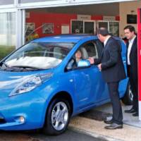 Nissan delivered its 10.000 electric Leaf model