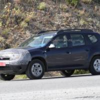 2014 Dacia Duster facelift spied again