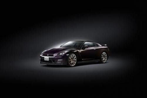 Nissan has unveiled the GT-R Midnight Opal Edition