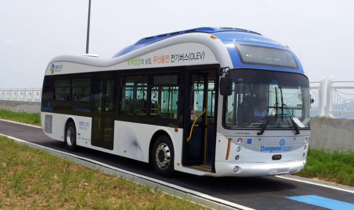 Electric buses are wirelessly charged in South Korea