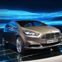 2013 Ford S-Max Concept revealed in Frankfurt