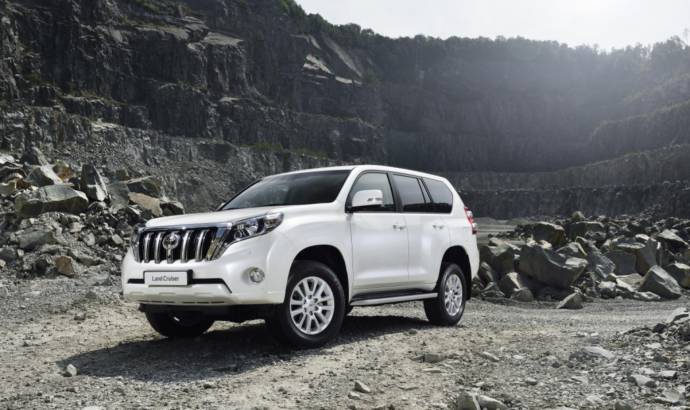 2014 Toyota Land Cruiser US price