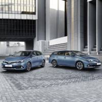 2015 Toyota Auris facelift introduced