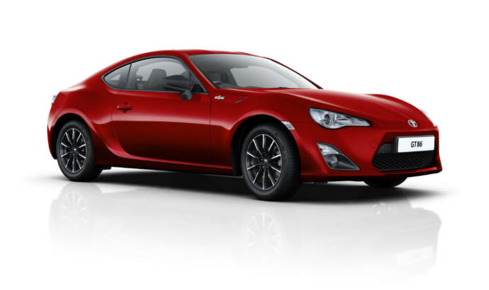 2016 Toyota GT86 facelift introduced in UK