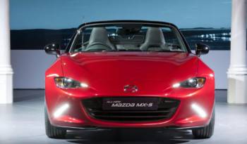 Mazda MX-5 weight distribution demonstrated