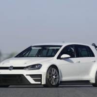 2016 Volkswagen Golf TCR - Official pictures and details