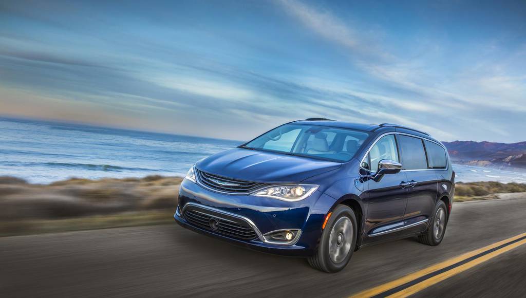 2017 Chrysler Pacifica achieves 84 mpg fuel consumption | CarSession