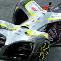 Roborace revealed the first autonomous electric race car