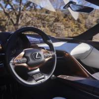 Lexus LF-1 Limitless concept introduced at NAIAS