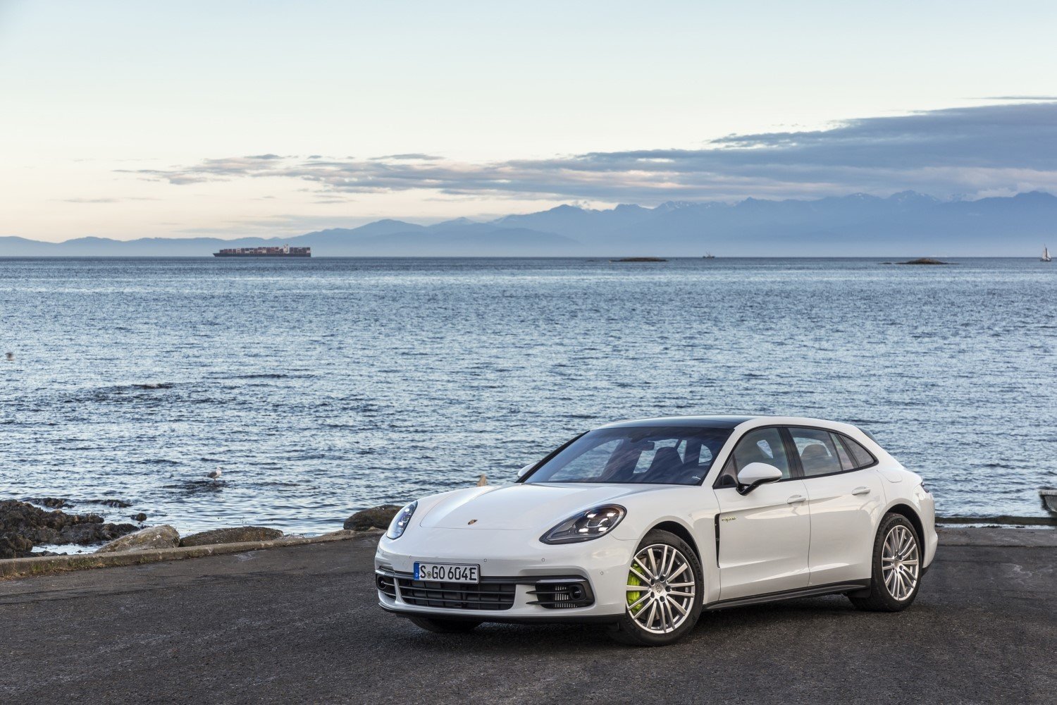 Porsche Panamera Turbo s e Hybrid Executive